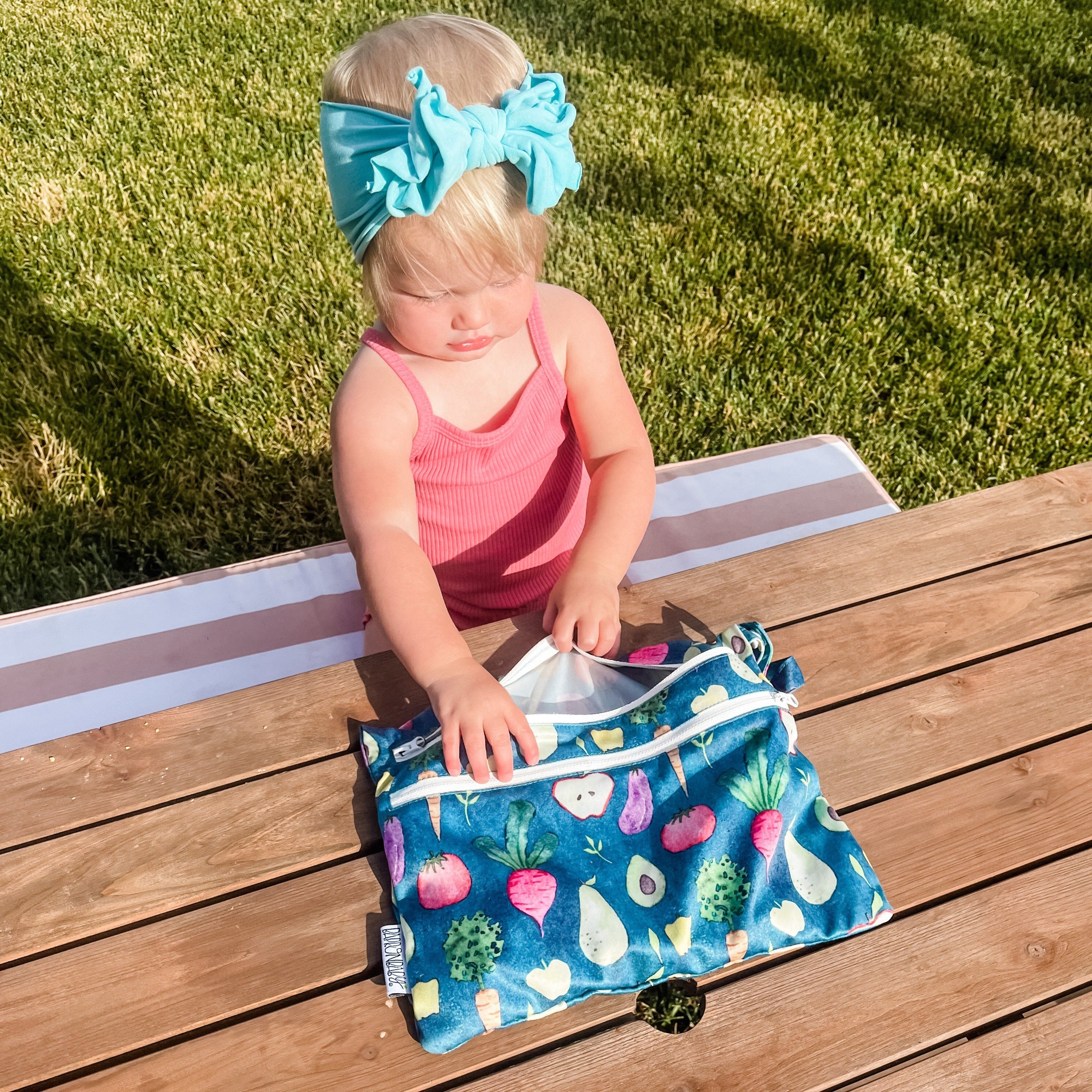 Organic Produce - Waterproof Wet Bag (For mealtime, on-the-go, and more!)