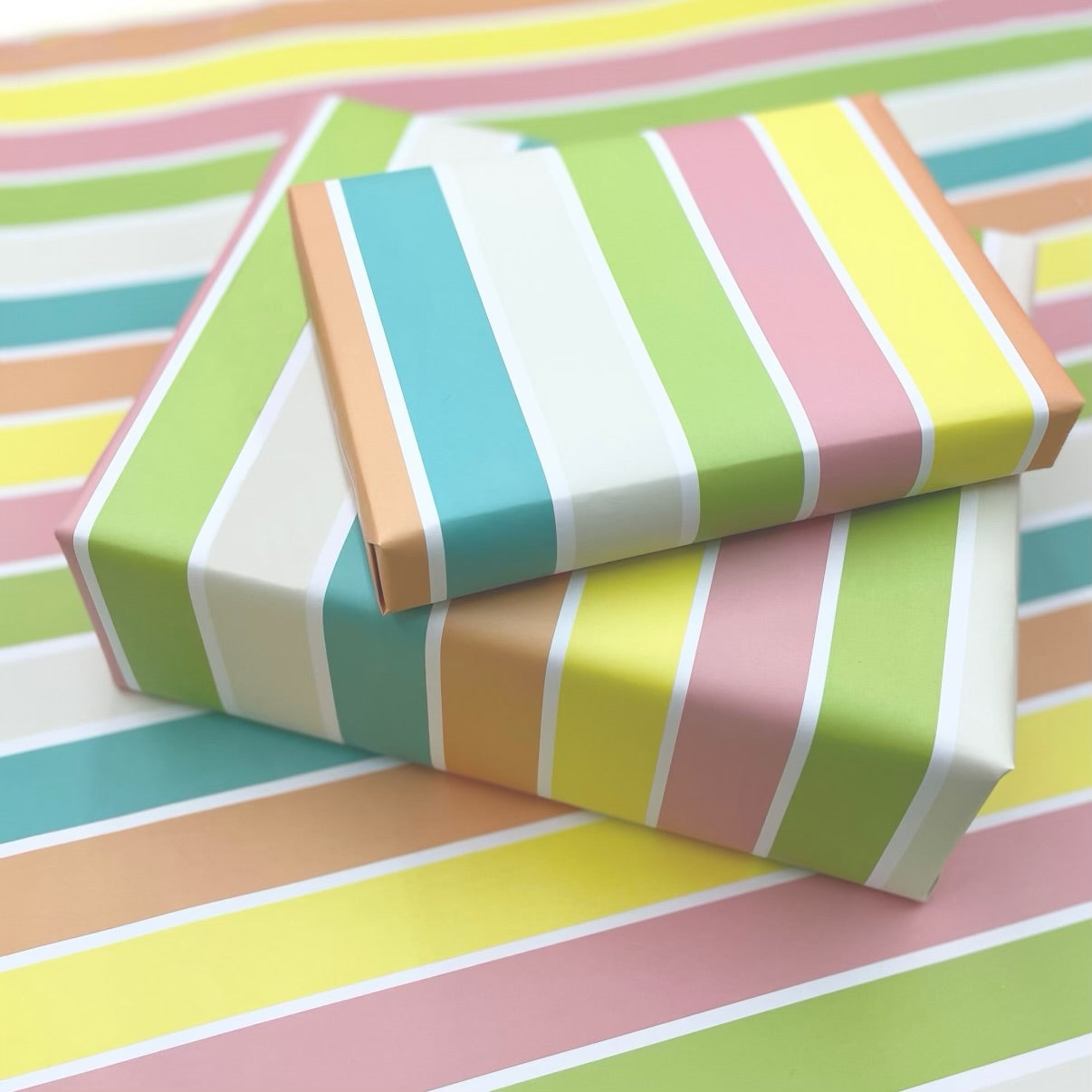 BapronBaby Striped Gift Wrap Wrapping Paper (3-Sheets)